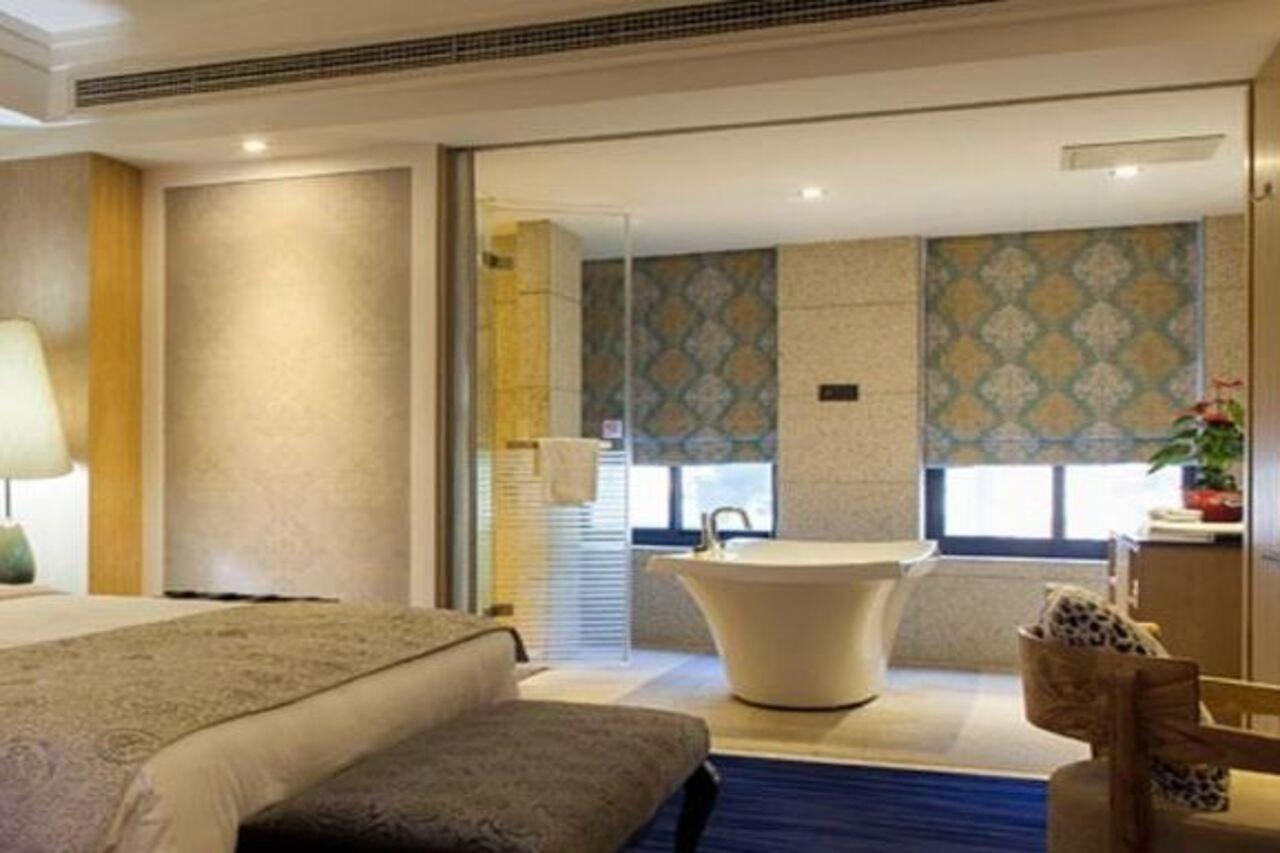 Neobridge Hotel Шанхай Екстериор снимка